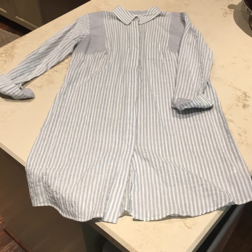 CAbi white and blue long shirt overlay. Medium.